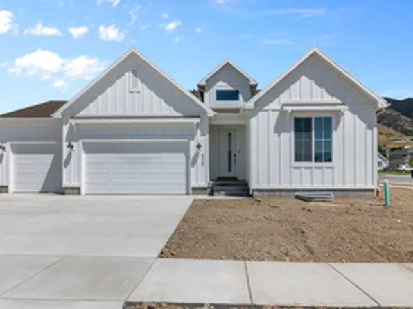 626 S 125 E, Hyde Park, UT 84318