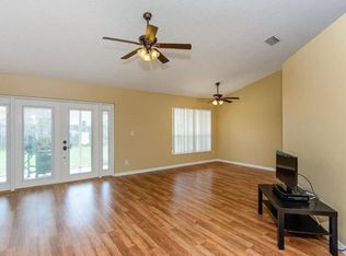 1502 Bay View St, Tarpon Springs, FL 34689
