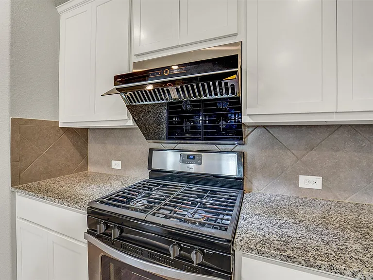 8506 Lagosta Ln — Photo 7