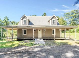 91 Crawford Rd, Oakham, MA 01068