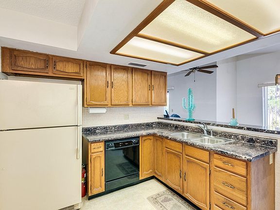 4th image of 6610 W Poinsettia Dr