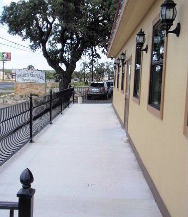 4th image of 18220 Fm 306
