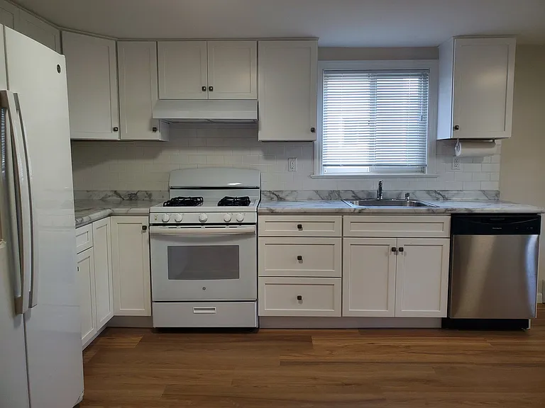 45 Wilton Ave #1 — Photo 3