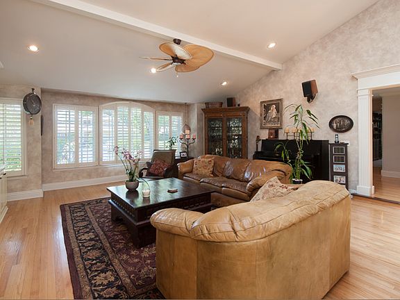 4th image of 4401 Guildhall Ct