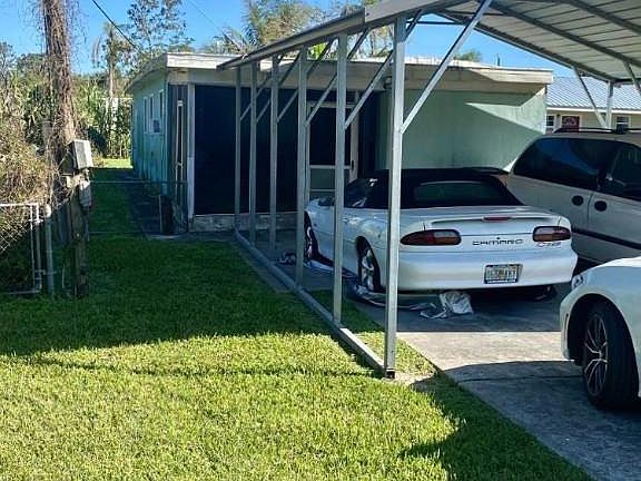 4th image of 2246 Marina Park Dr