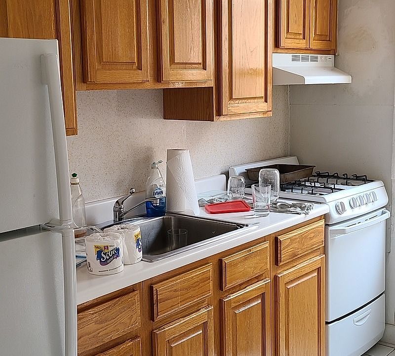 1st image of 28-17 33rd St APT 1