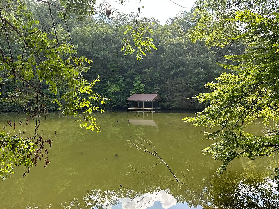 1st image of 1 Wood View Dr