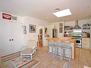 824 Radcliffe Ave, Pacific Palisades, CA 90272
