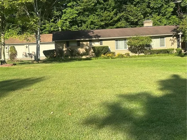 885 W Pidgeon Rd, Salem, OH 44460