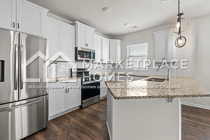 605 Count Fleet Ct — Photo 8