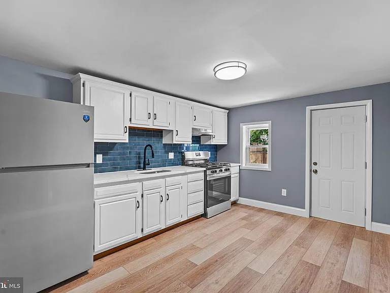 3095 Witte St — Photo 24