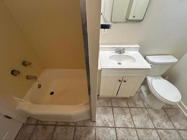 2304 Fern St #2 — Photo 6