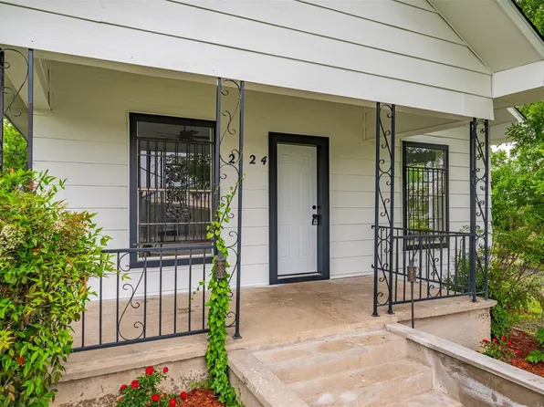 2124 NW 21st St, Fort Worth, TX 76164