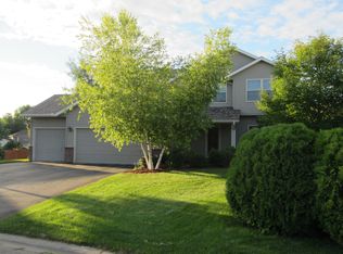 9320 Preserve Cir, Savage, MN 55378