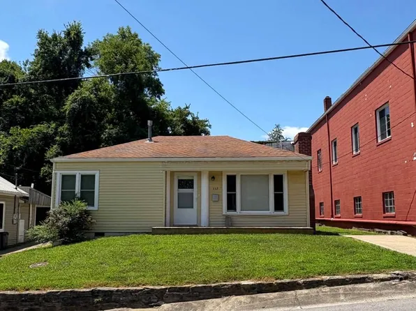 117 N 1st St, Greensburg, KY 42743