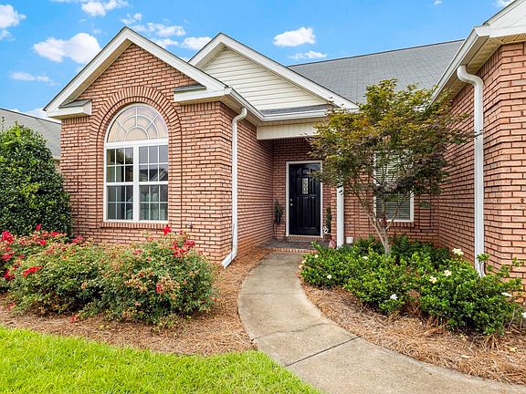 3rd image of 104 Witherspoon Ct