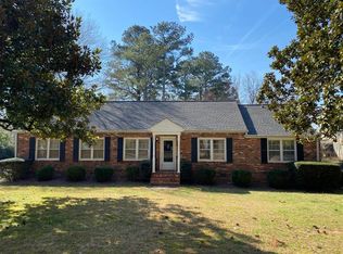 520 Coleman Dr, Roswell, GA 30075