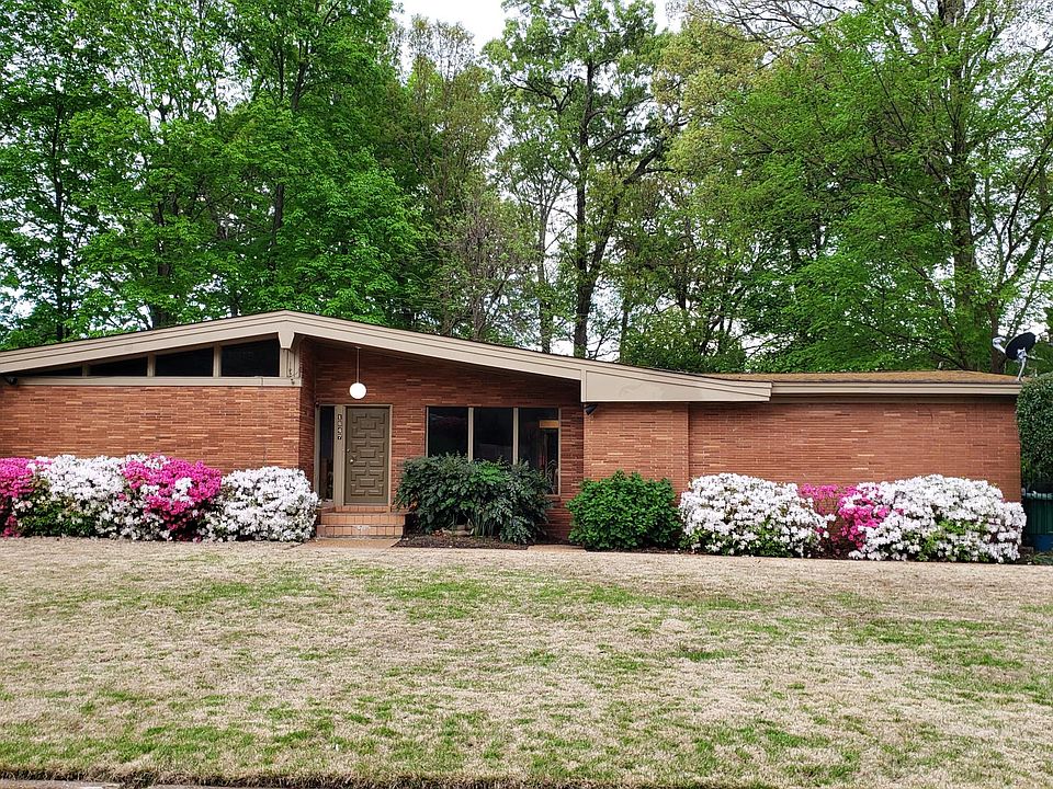1st image of 1847 Brookside Dr