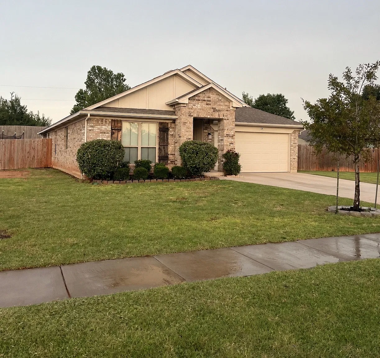4 bed, 1813 sqft, $2,300 — Photo 1