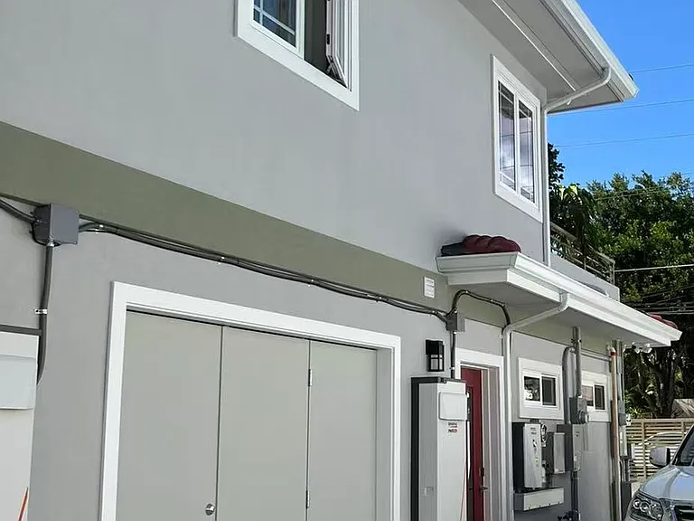 2341 Dole St — Photo 5