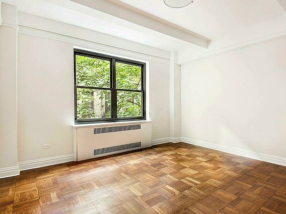 4th image of 340 E 52nd St APT 6F