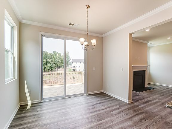 Photo representation of the Nolan plan. Colors, finishes and options will vary.