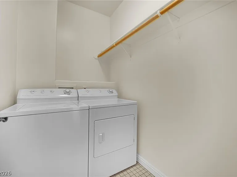 1250 Shadow Ln — Photo 28
