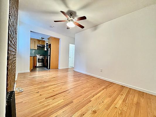4th image of 299 E 8th St APT 16