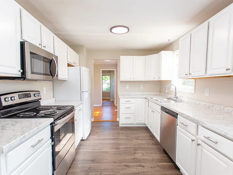 19 Prospect St #1 — Photo 11