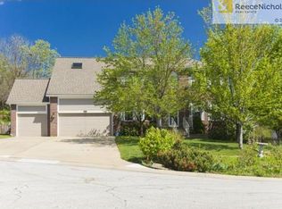 4955 Park St, Shawnee, KS 66216