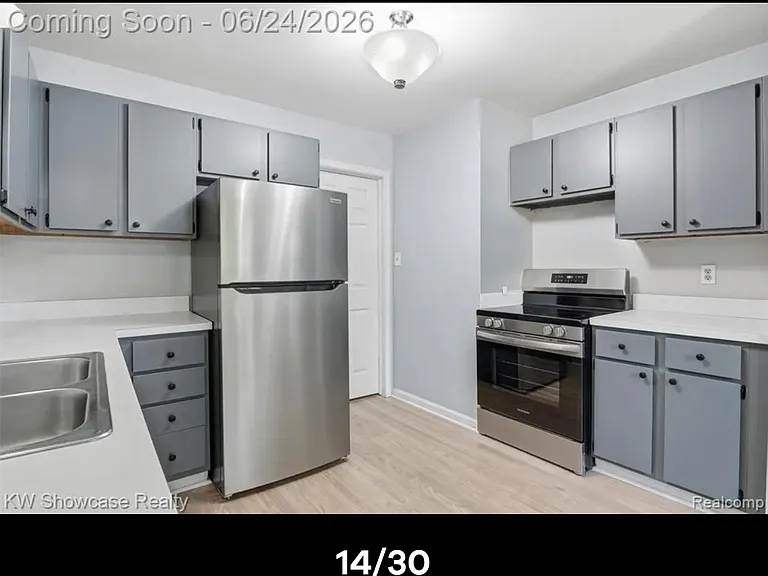 801 Farnsworth Rd — Photo 10