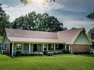 2335 N Pine Lea Dr, Jackson, MS 39209