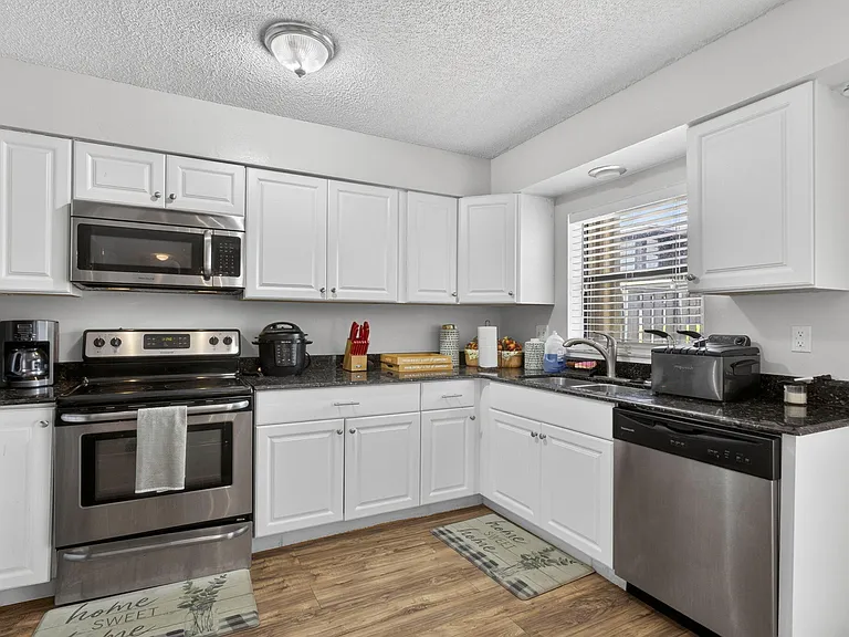 4791 Alder Dr #C — Photo 22