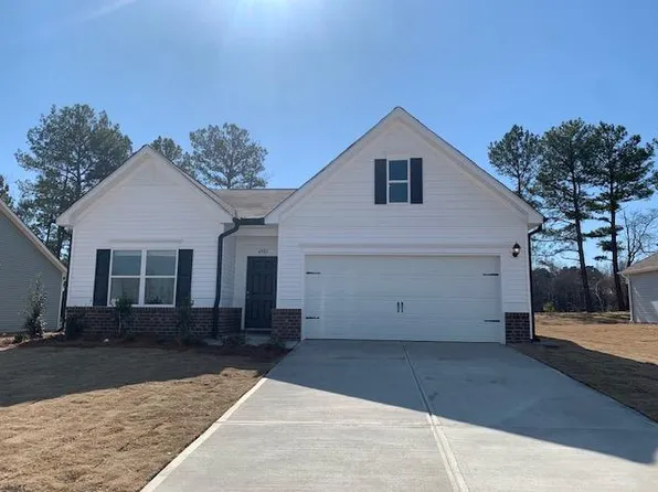4907 Pioneer Dr, Sanford, NC 27330