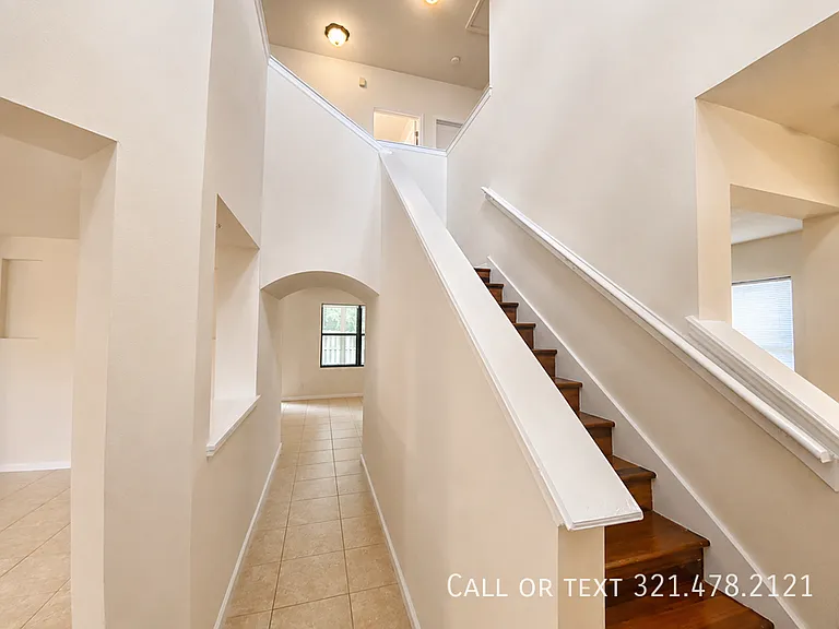 1142 Bolle Cir — Photo 3