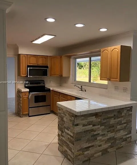 7090 SW 62nd St — Photo 9