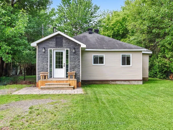 282 Harris Rd, North Grenville, ON K0G 1J0