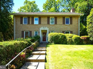 5908 Walhonding Rd, Bethesda, MD 20816