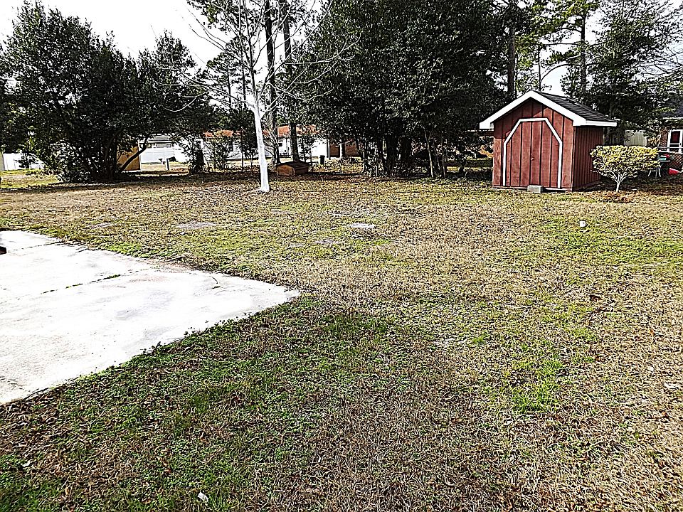 Large Back Yard With Storage