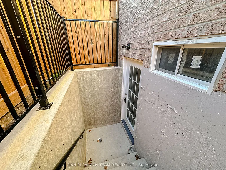 813 Groveland Ave #BASEMENT — Photo 14