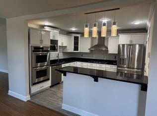 120 Lebbie Ln, Fairless Hills, PA 19030