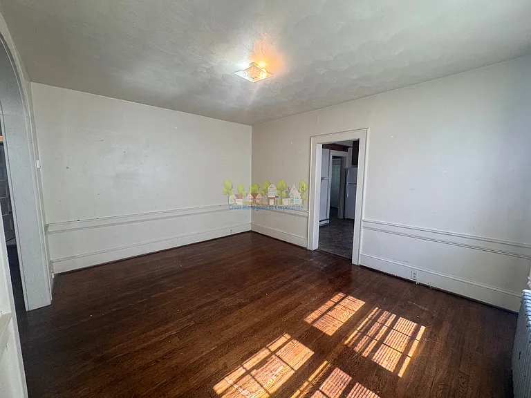 630 W Washington St #1/2 — Photo 12