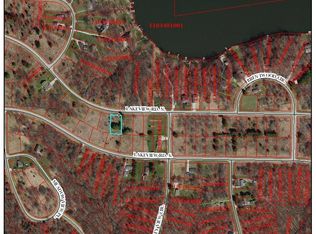 2215 Lakeview Rd N, Dahinda, IL 61428