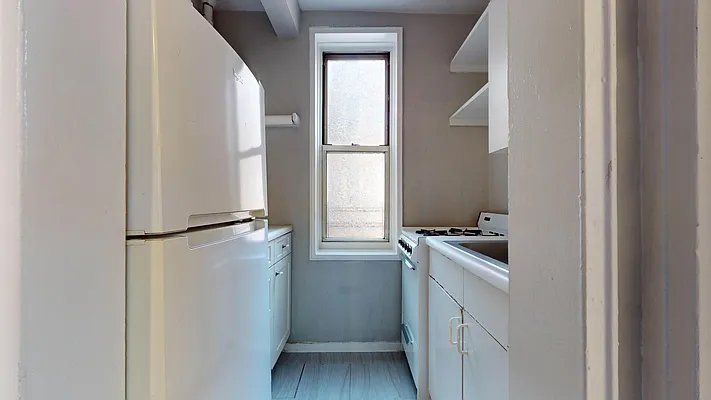 Rented by Bond New York | media 2