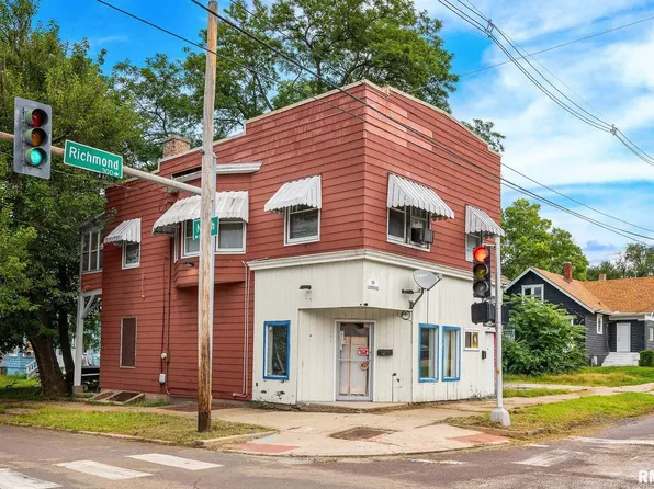 339 W Richmond Ave, Peoria, IL 61604