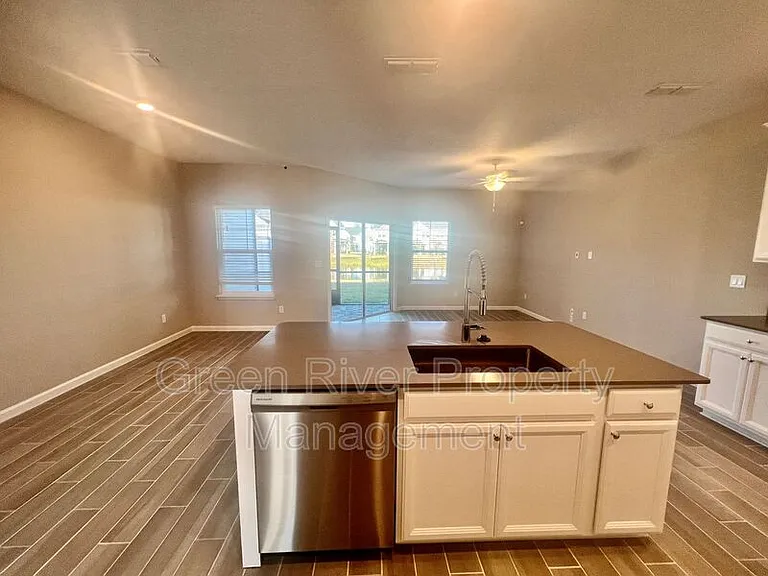 375 Boracay Cir — Photo 11