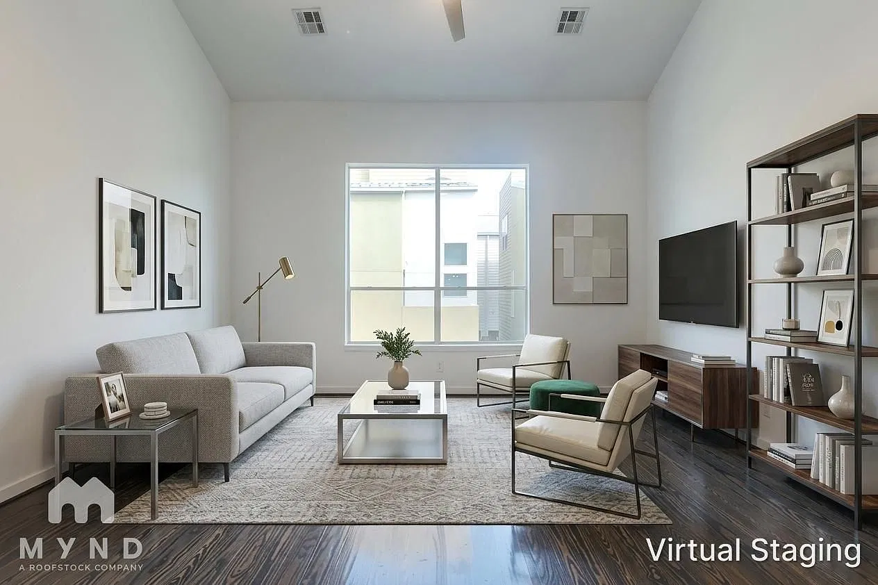 3 bed, 2.5 bath, 2210 sqft, $2,499 — Photo 1