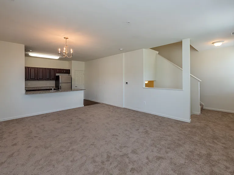 RiverWatch Apartments — Photo 15