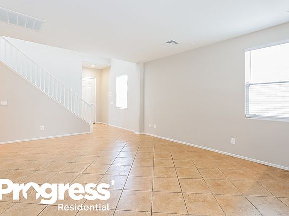 4th image of 288 Bella Matese Ave