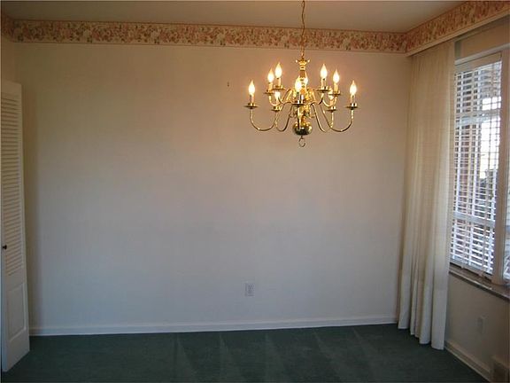5th image of 622A Park Ln